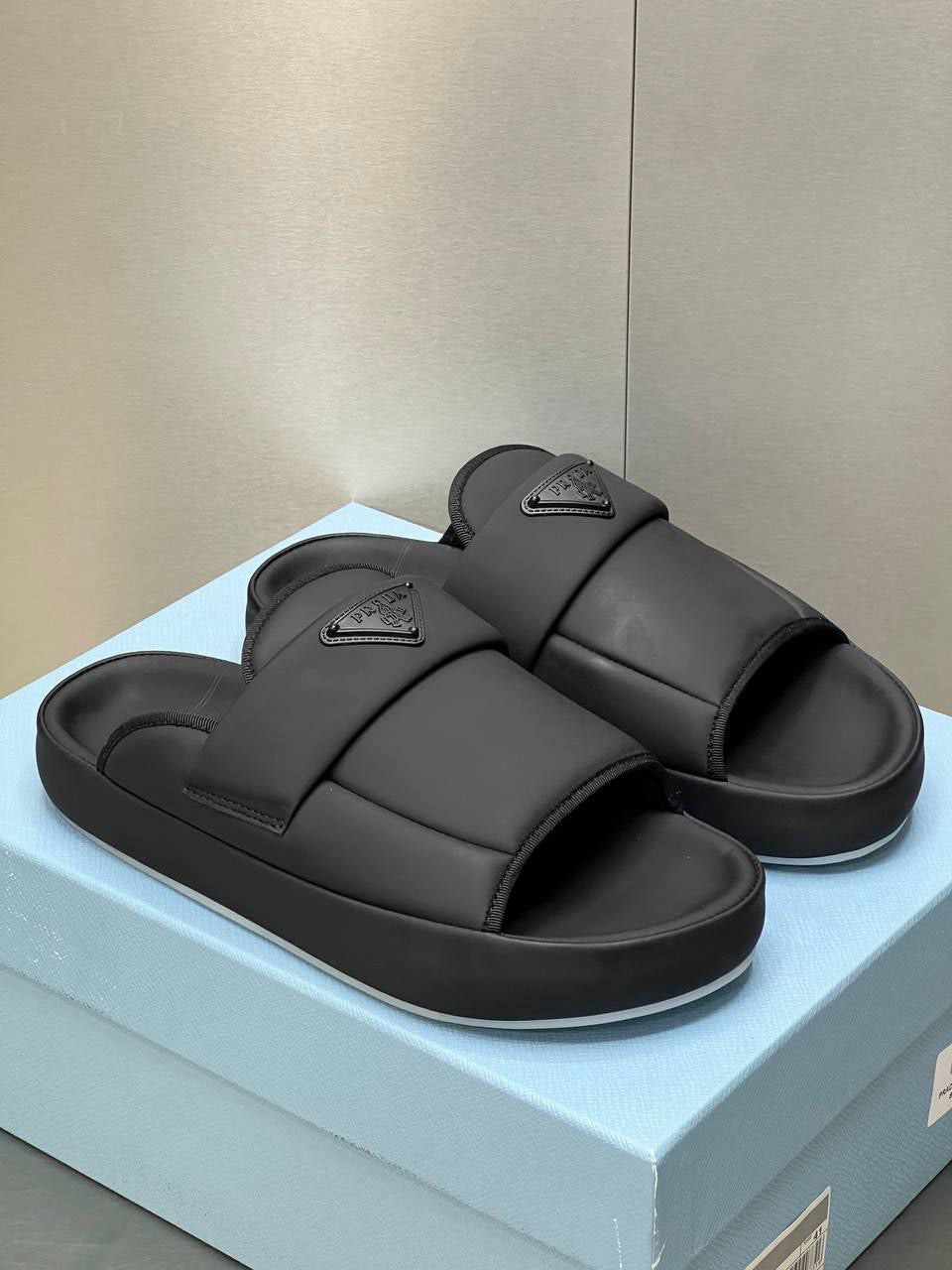 Prada RGM024 İthal Terlik