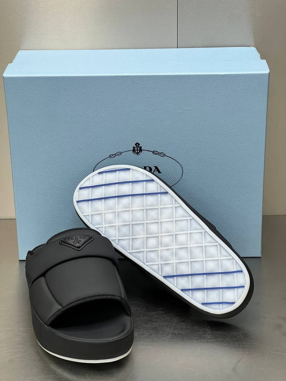 Prada RGM024 İthal Terlik