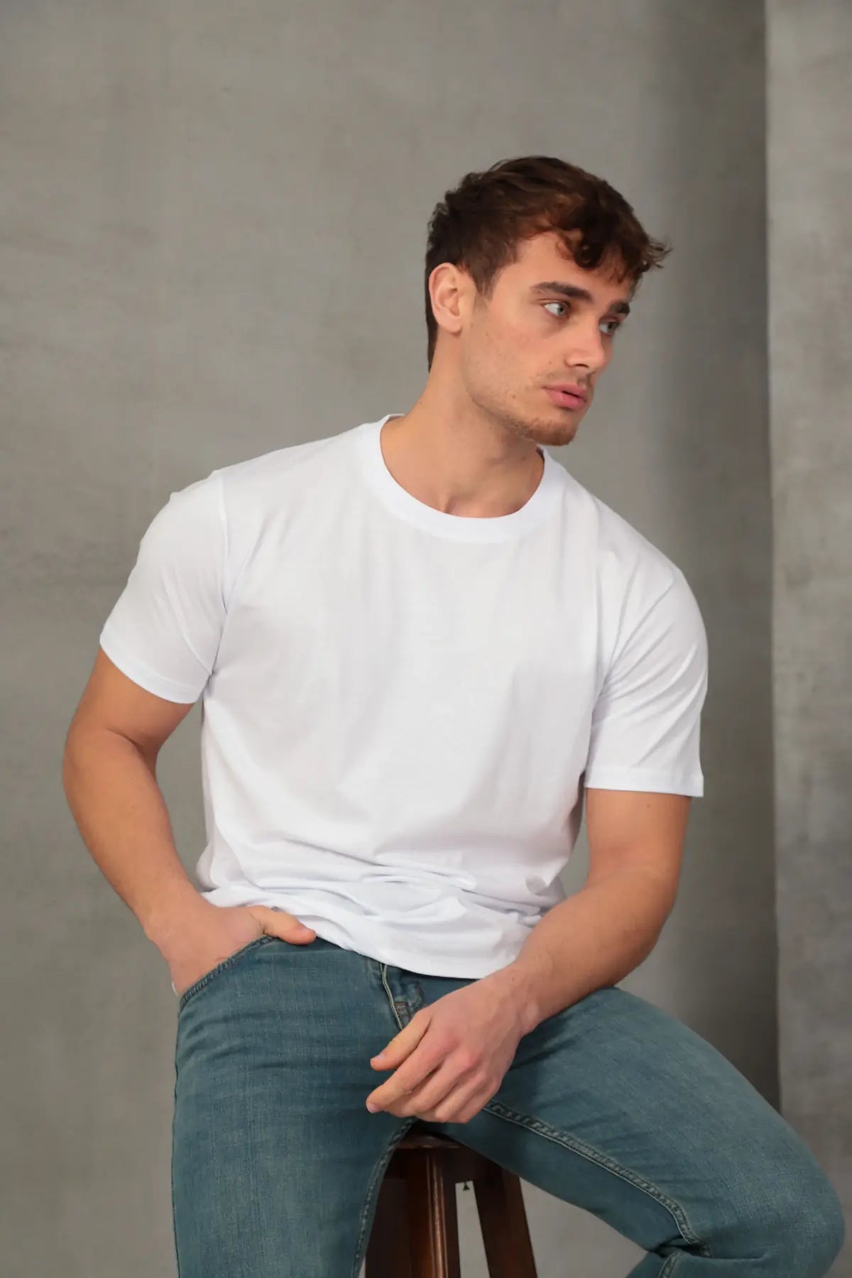 Erkek Slim Fit Bisiklet Yaka %100 Pamuk Dar Kesim Basic Tişört